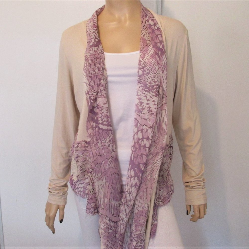 New Buckle BKE Gimmicks Cardigan Size Medium Cream & Purple